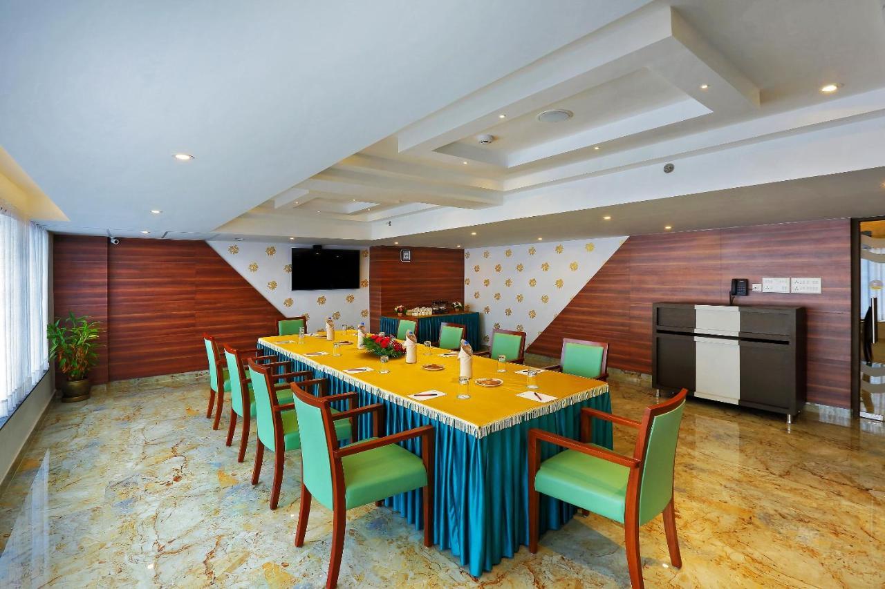 Renai Sreekrishna Hotel Guruvayur Luaran gambar