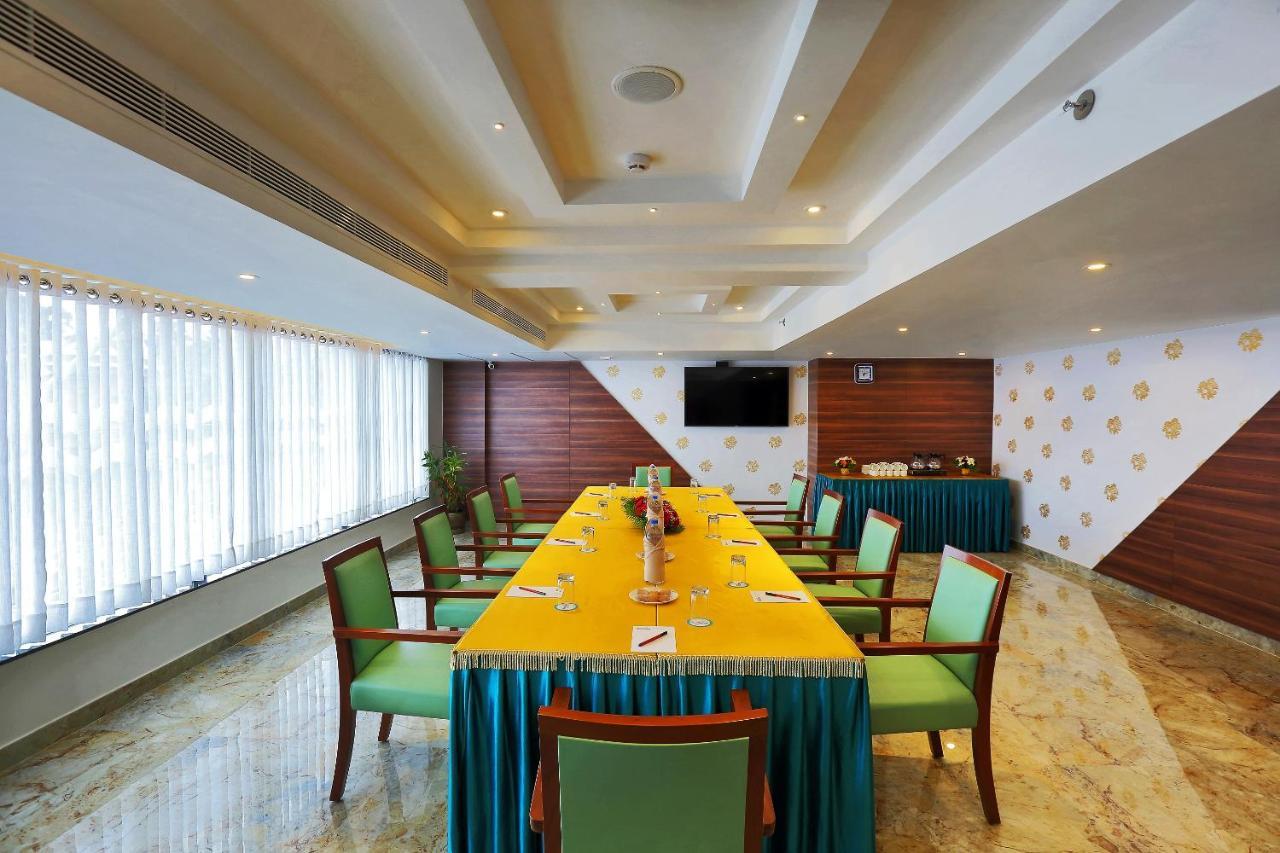 Renai Sreekrishna Hotel Guruvayur Luaran gambar