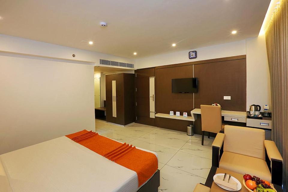 Renai Sreekrishna Hotel Guruvayur Luaran gambar