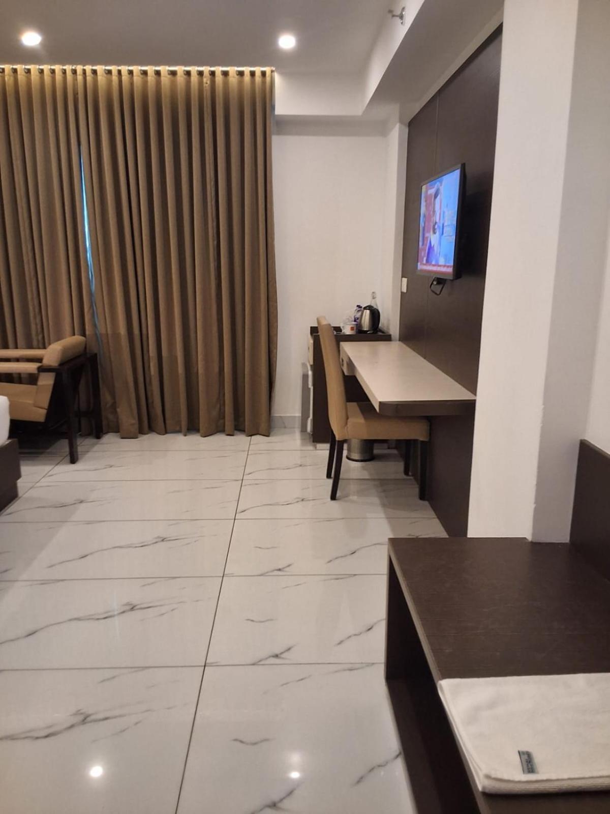 Renai Sreekrishna Hotel Guruvayur Luaran gambar